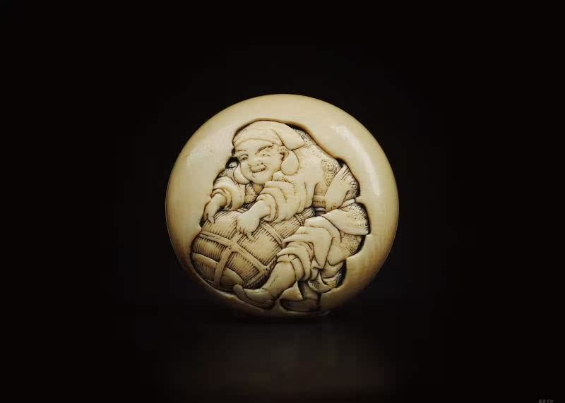 Japan's old roots pay Japanese ancient fine art pendant pendants Wen playing with a piece of an emoji-to-print cage engraving handstring