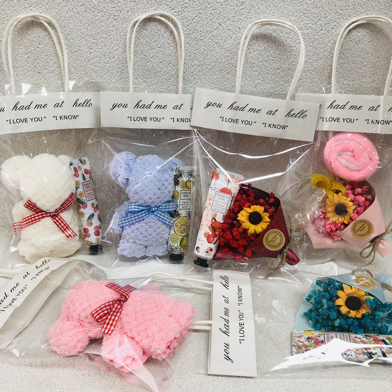 Small Bear towels Full Star accompanied by the full moon Back to the opening event Festive Gifts Small Gifts Customizable Logos 