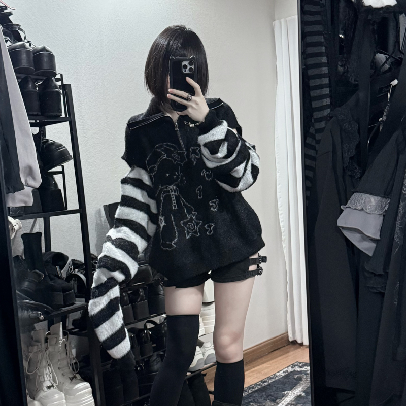 【Strange Things House in Stock】Inu ◆ Original Detachable Cute Sleeve High-Neck Zipper Pullover Cute Sweater