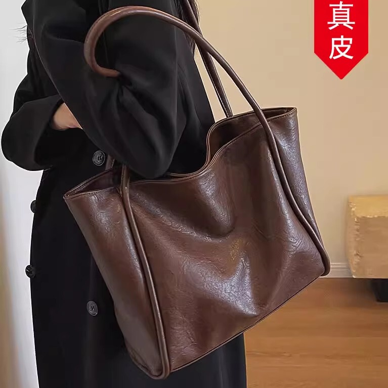 Genuine Leather Large-Capacity Commuter Tote Bag for Women 2026 New Summer High-End Versatile Light Luxury Underarm Bag