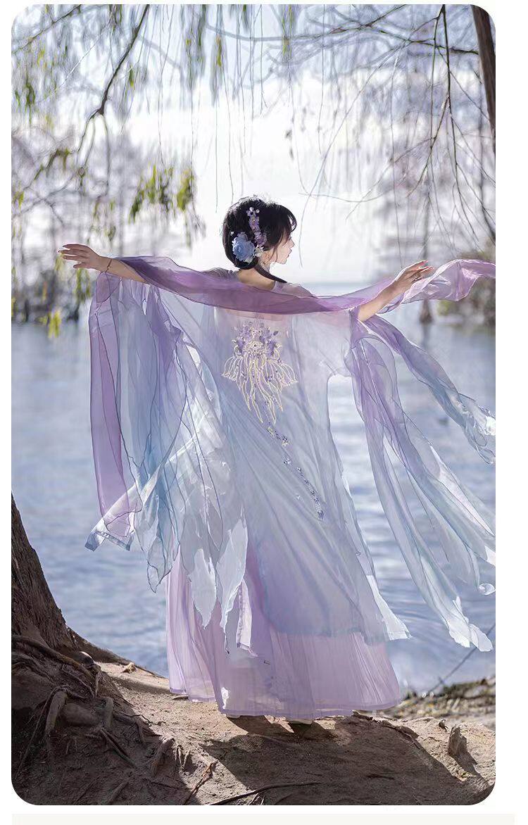 Китайцы одежда наборы 汉风唐韵原创【春不晚】唐制诃子裙汉服女仙气破袖大袖衫刺绣