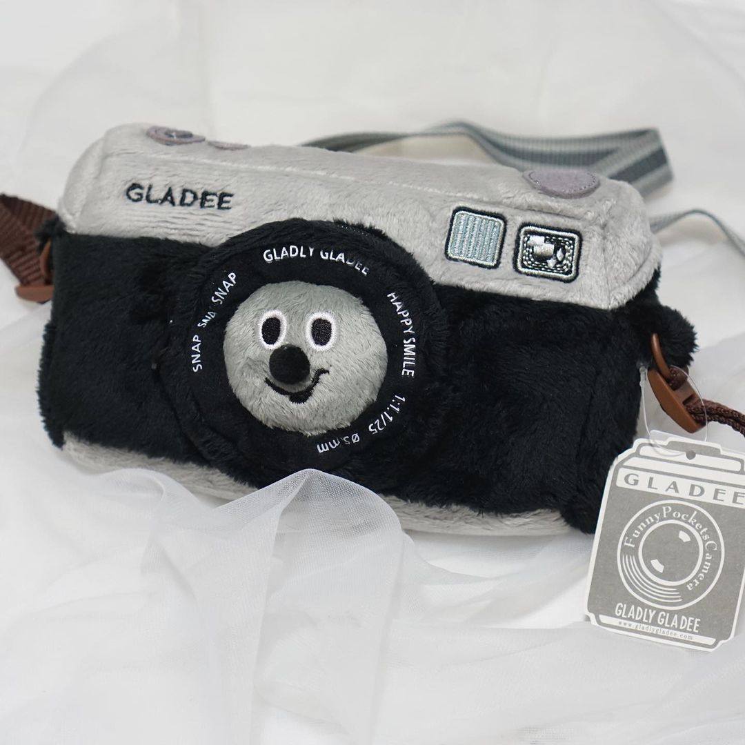 Spot (Goose Mountain Business Society) Japan collage Gladee camera styling single shoulder bag inclined satchel