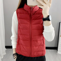 Fall and Winter Outdoor Down Marina Woman wears short Little Light and Warm White Duckle Down Without Drilling Vest