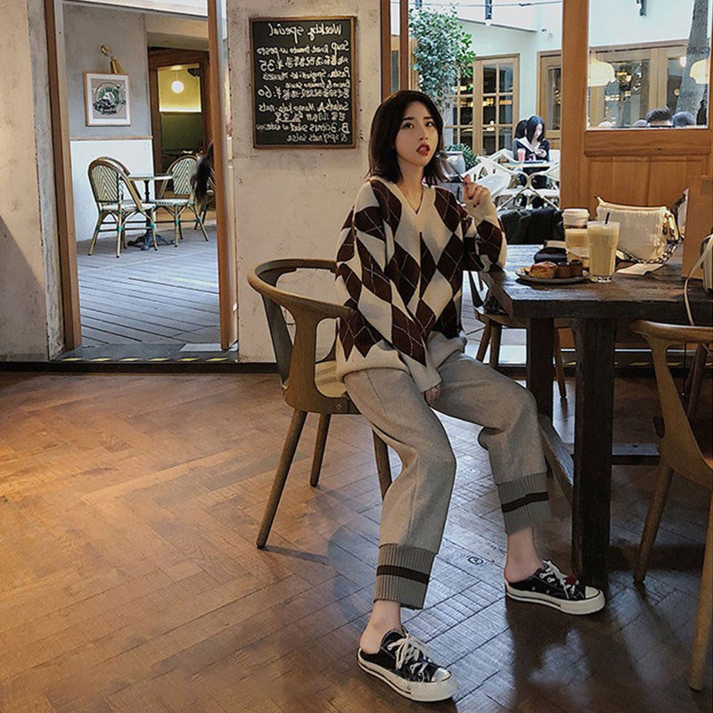 赫本风心机显瘦洋气冬装两件套晚秋网红俏皮女