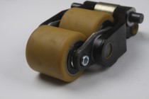 Linde forklift parts 1318501136 bearing roller assembly 3608501119 WIKA wheel import spot