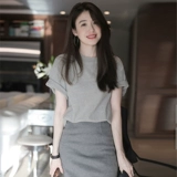 Комплект, летняя юбка, коллекция 2023, изысканный стиль, короткий рукав, популярно в интернете