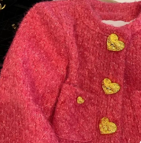 Красная демисезонная дизайнерская куртка, в стиле Шанель, тренд сезона