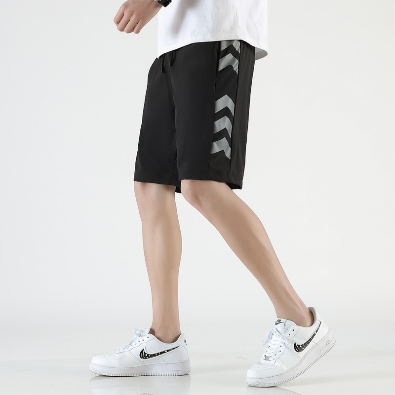 Casual Shorts Male Students Loose Ins Tide Cards Trends 50% Pants Beach Pants Thin sports shorts