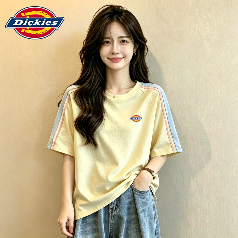 Dickies 2026 Summer American Retro Style Color-Block Short-Sleeve T-Shirt for Women, Loose Raglan Sleeve Letter Top Dickies 2026 Summer American Retro Style Color-Block Short-Sleeve T-Shirt for Women, Loose Raglan Sleeve Letter Top