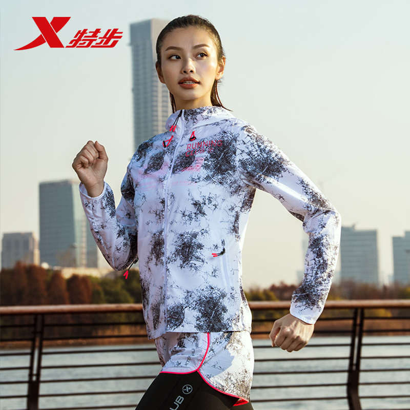 Áo gió nữ Xtep 2018 Mùa hè Mới Nhẹ nhàng thoải mái Thể thao Xu hướng thời trang chống gió - Áo gió thể thao bộ gió nam đẹp