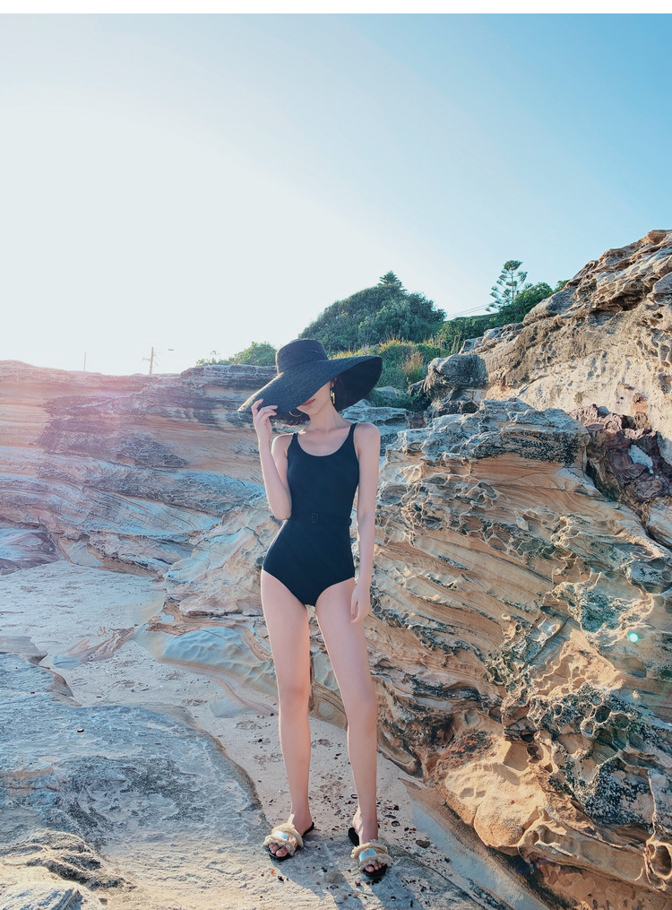 Bộ đồ bơi Yi Meishan nữ gió 2019 thời trang mới gợi cảm hở lưng một mảnh che bụng áo tắm mỏng bảo thủ - Bộ đồ bơi One Piece bán áo bơi liền thân