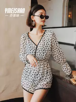 Yimeishan swimsuit women's long-sleeved two-piece 2021 new sunscreen Korean ins belly cover thin hot spring bathing suit