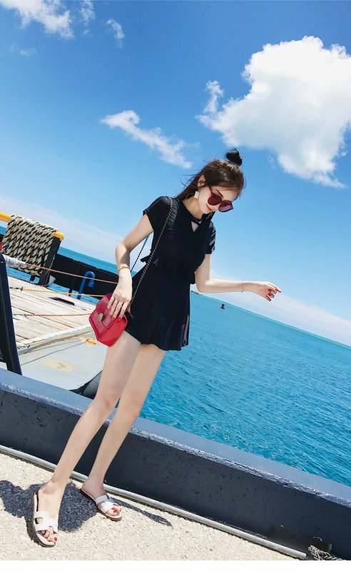 Bộ đồ bơi màu đen nữ xẻ ngực ba mảnh nhỏ tụ tập áo tắm gợi cảm kiểu váy sinh viên Hàn Quốc - Bộ đồ bơi hai mảnh đồ bơi nữ 2 mảnh