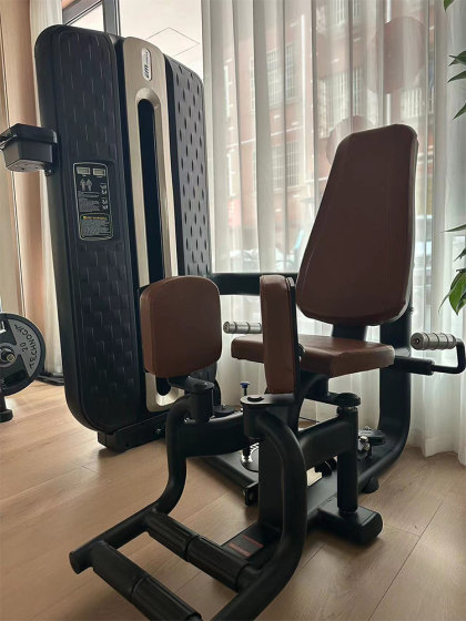 Commercial Gym Leg Training Equipment, Thigh Inner and Outer Side Training Equipment, Seated Hip Abduction and Adduction All-In-One Machine