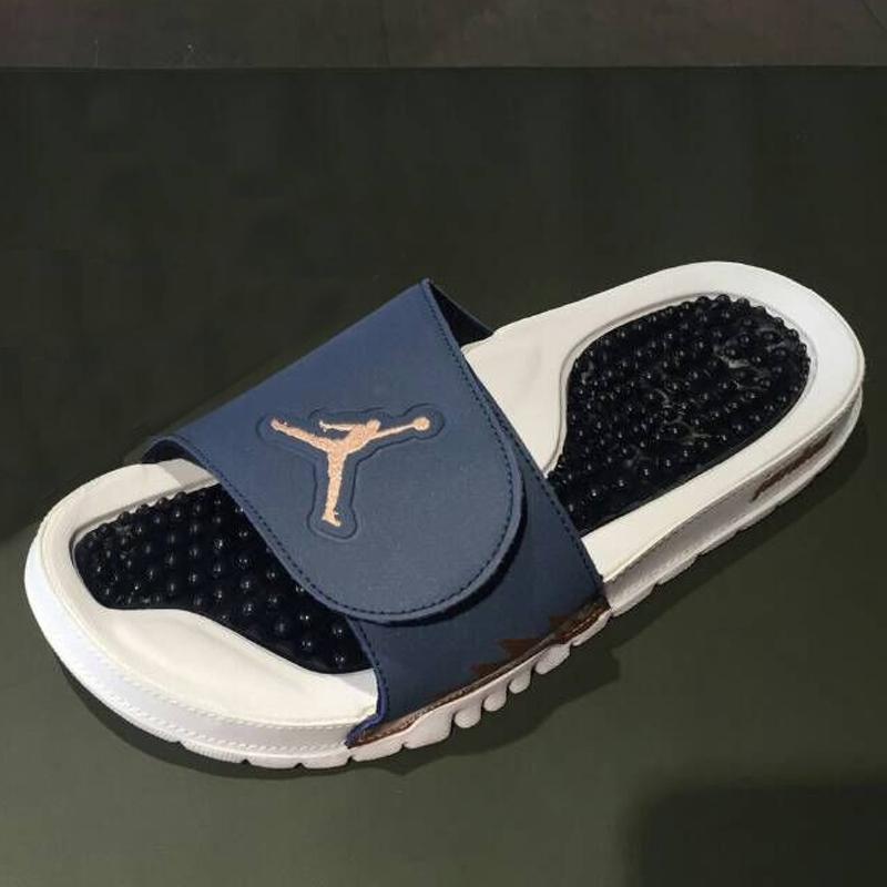 Air Jordan拖鞋 Air Jordan拖鞋