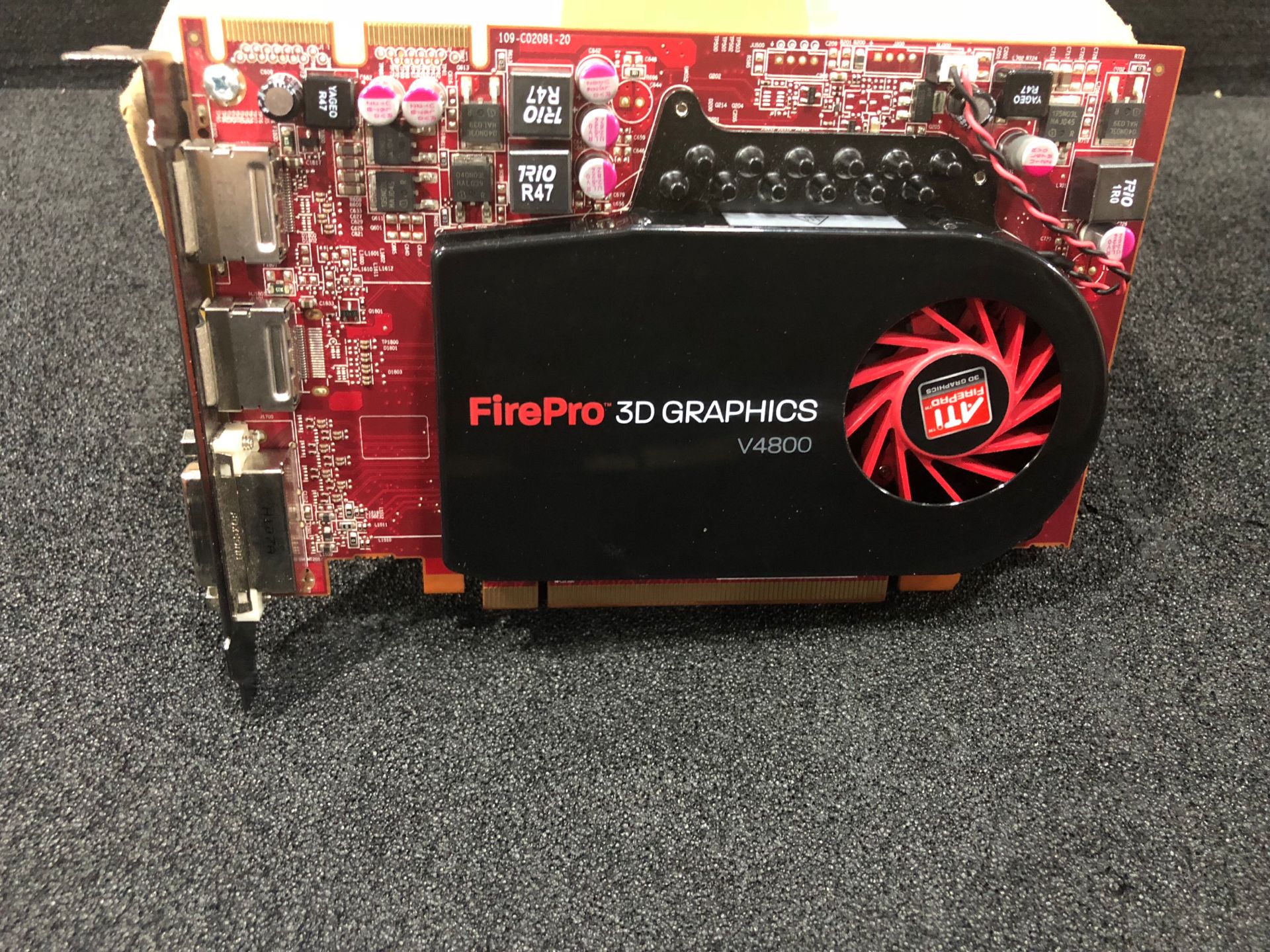 Original Sapphire ATI FirePro V4800 1G Professional Graphics card Medical graphics card also has V4900