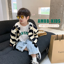 Childrens coat striped cardigan 2022 autumn and winter new silver fox velvet warm hooded sweater integrated velvet handsome top