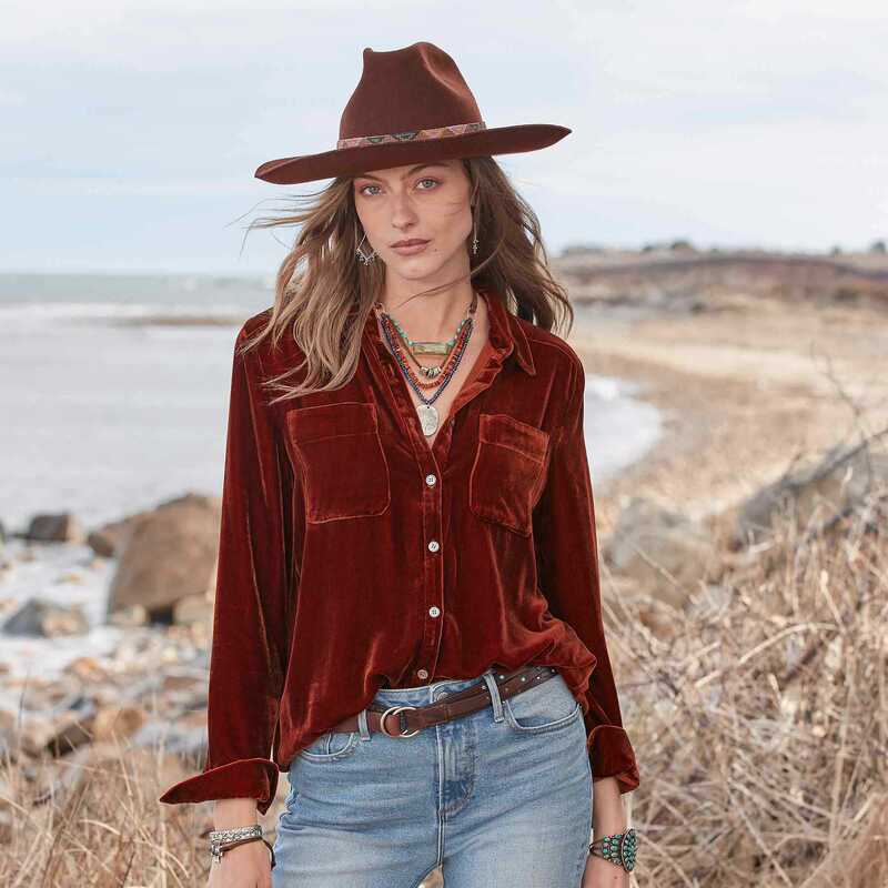 Long-Sleeved Bottoming Top European and American Style Women's Long-Sleeved Versatile Velvet Top Loose Base Layer