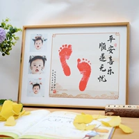 Сувенир, защитный амулет, детские отпечатки рук и ног, фотография