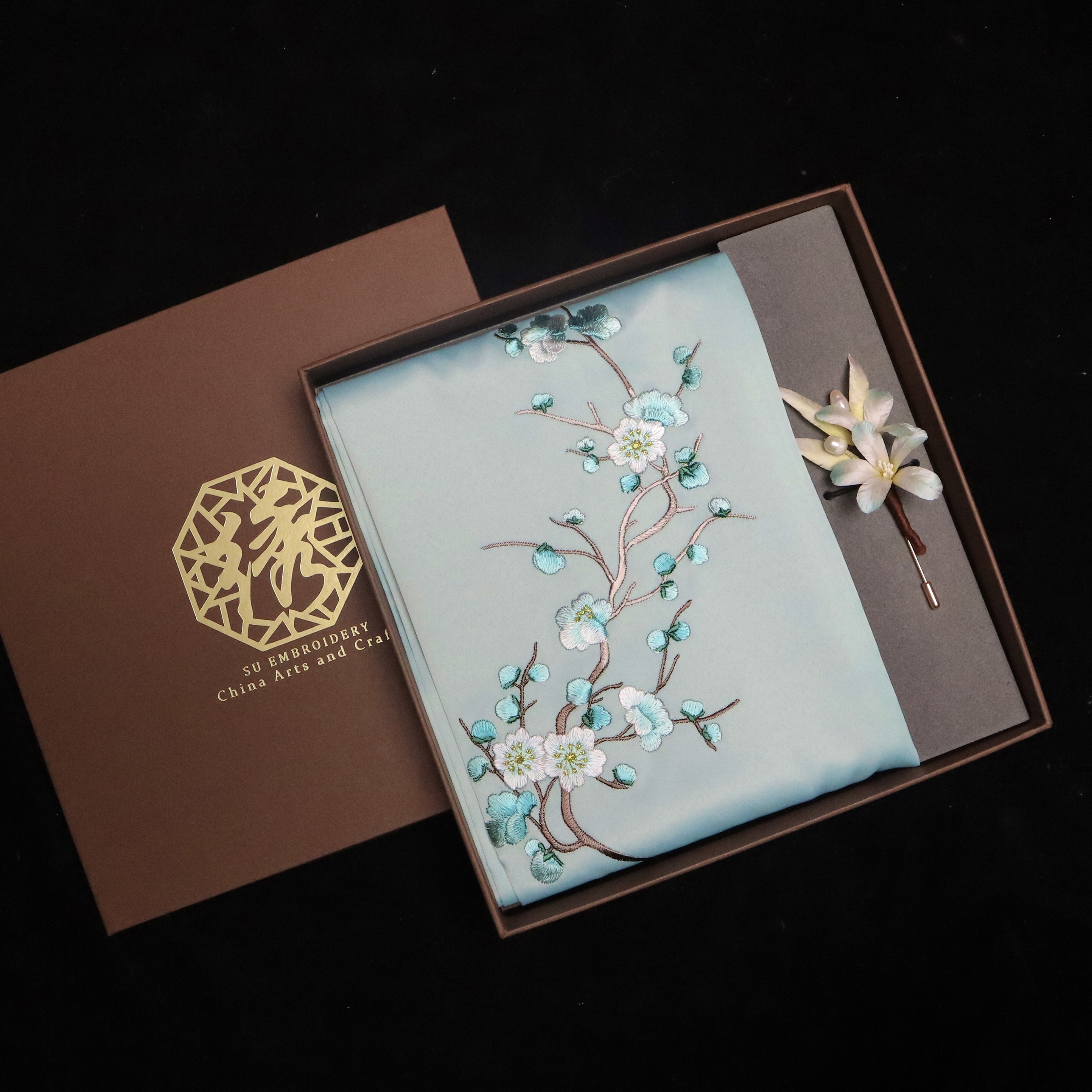 Su Embroidery Scarves Suzhou Embroidery Non-Relic Flowers Brooch Suit Gift Box Handmade Suzhou Special Produce Embroidery Genuine Silk Embroidered-Taobao