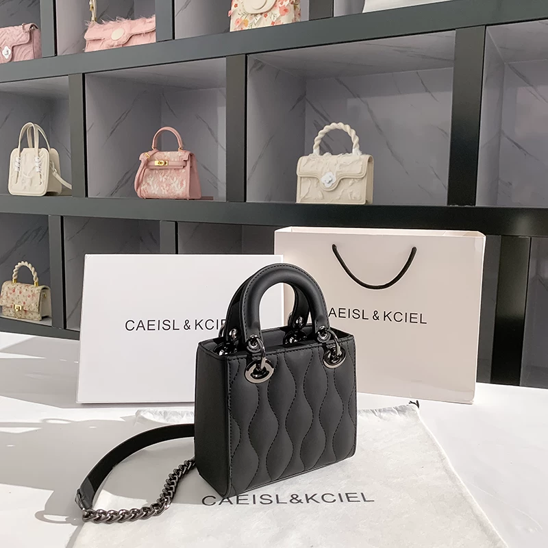 Demi-season матовая сумка через плечо CAEISL & KCIEL, стиль высокого качества, коллекция 2023