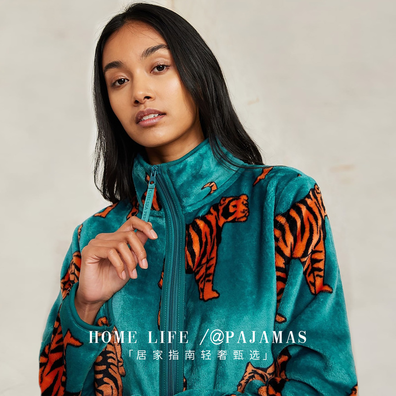 European and American Brand Original Peacock Green Tiger Coral Fleece Thickened Warm Pajamas Winter Loungewear Set Can Be Worn Outside
