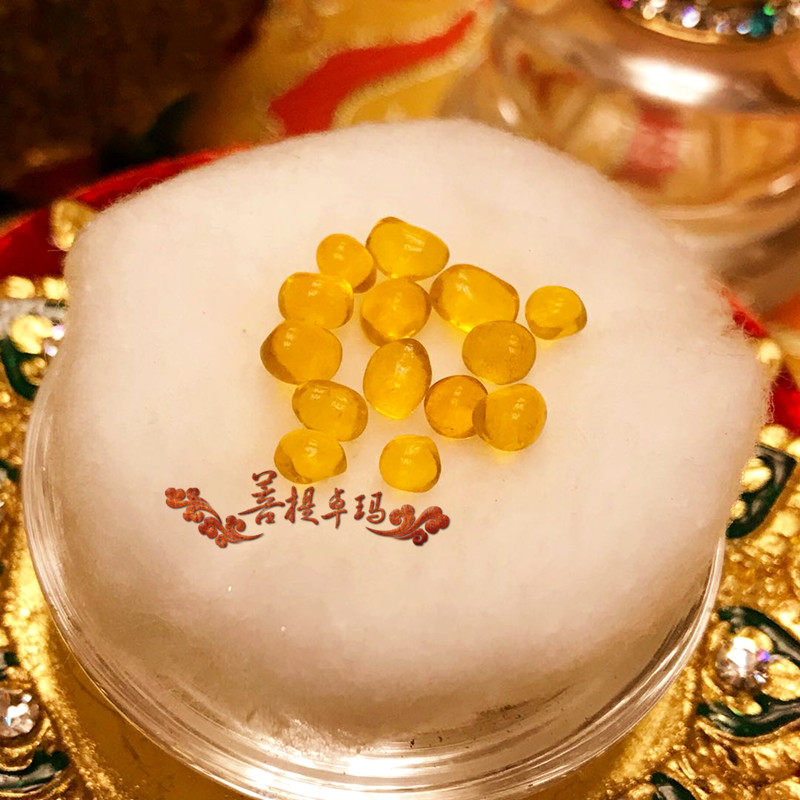 Shakyamuni Buddha transformed solid son Amber gold knot 4-6mm send safflower for stupa 10 yuan a