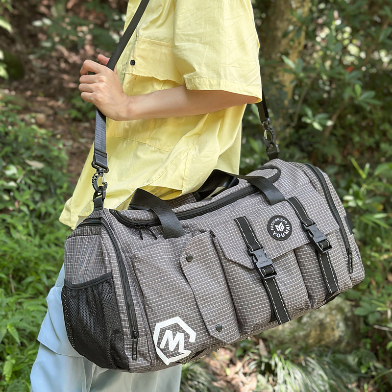 Large capacity men's travel bag sportswear