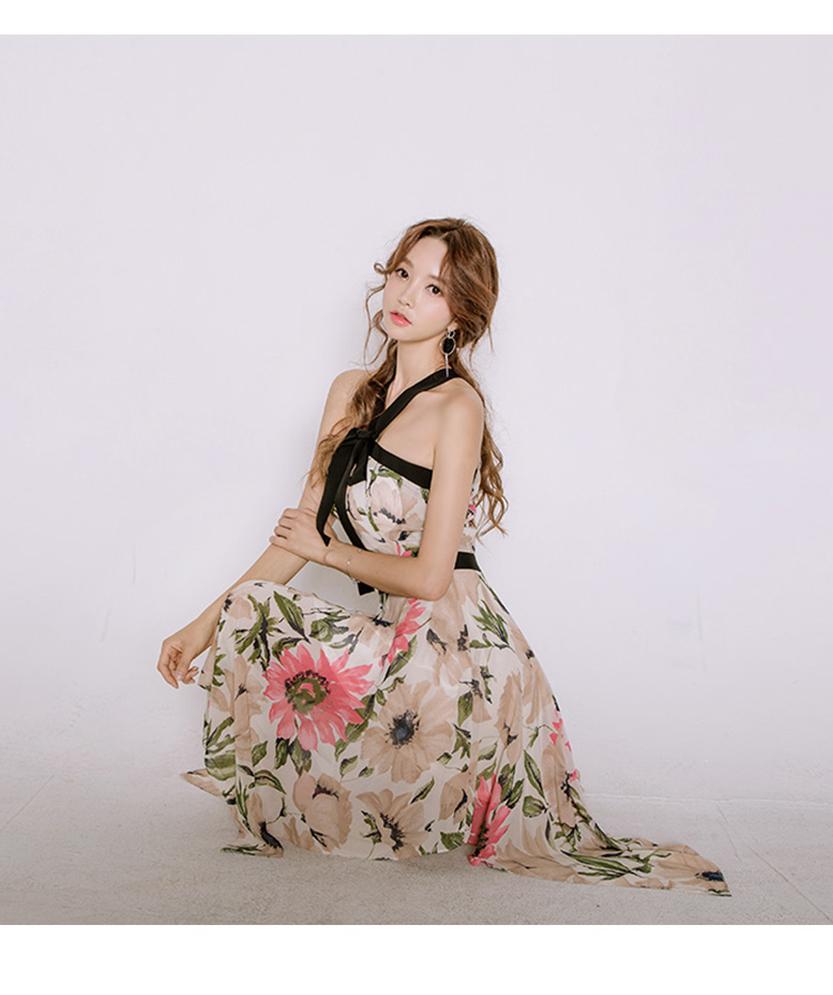 VK旗艦店 韓系碎花露肩掛脖印花不規則系帶無袖洋裝