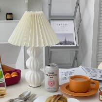 Medieval vintage 100 pleats lamp ins milk oil color Han style retro bedside folk juku decorative table sleep light