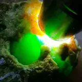 Изумрудная натуральная природная руда из Мьянмы, изумрудный браслет из нефрита