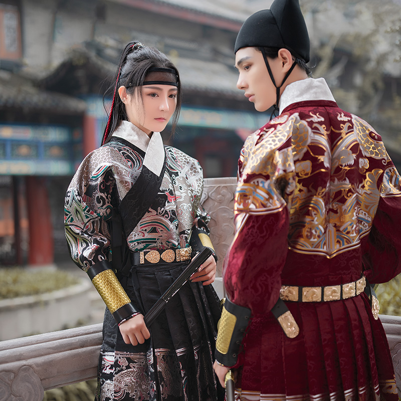 Such As Dream Neon Clothing Spring Hanfu Men And Women Guan Shan Moon) Two-woven golden icing clothes with custom made of black flying fish suit