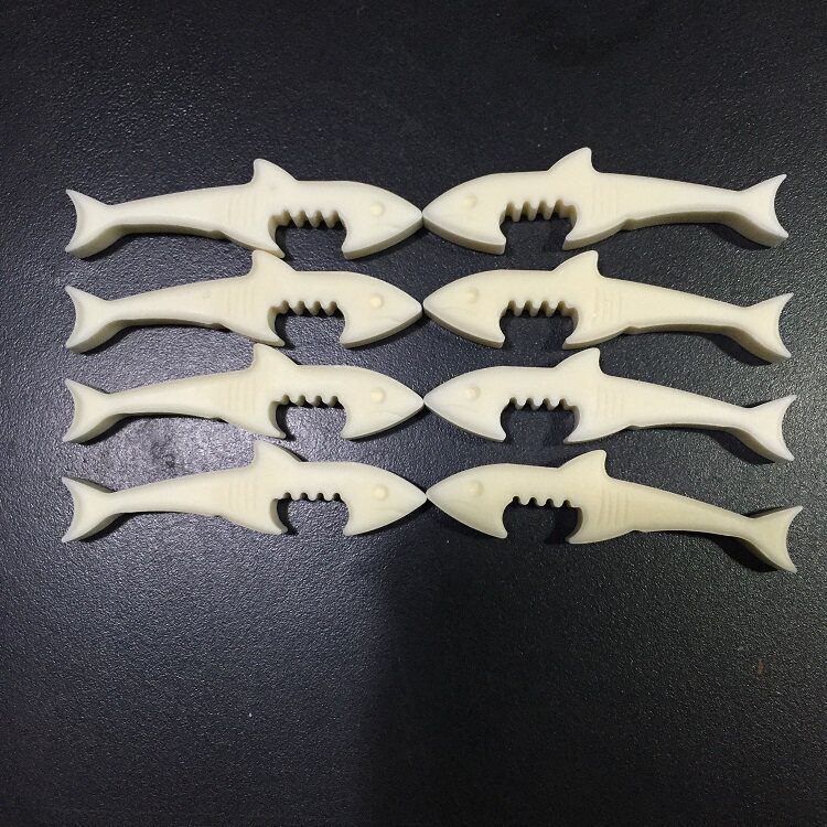 Outdoor bulletproof ceramic small shark cute mini bottle opener simple creative gadget outdoor wine starter