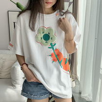 White short sleeve T-shirt woman 2022 Summer new loose big code Slim Design Sensation Little Flower Undershirt Blouse