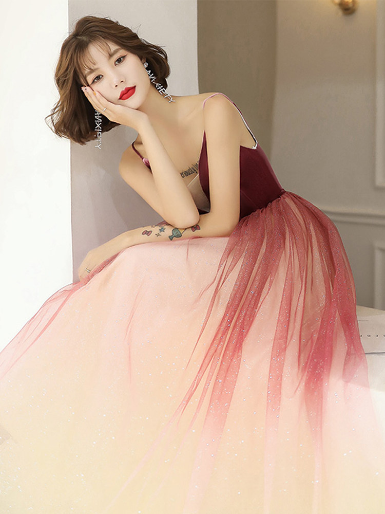 High - end evening dress dress 2023 new suspended pink gradient temperament banquet fairy light luxury concert