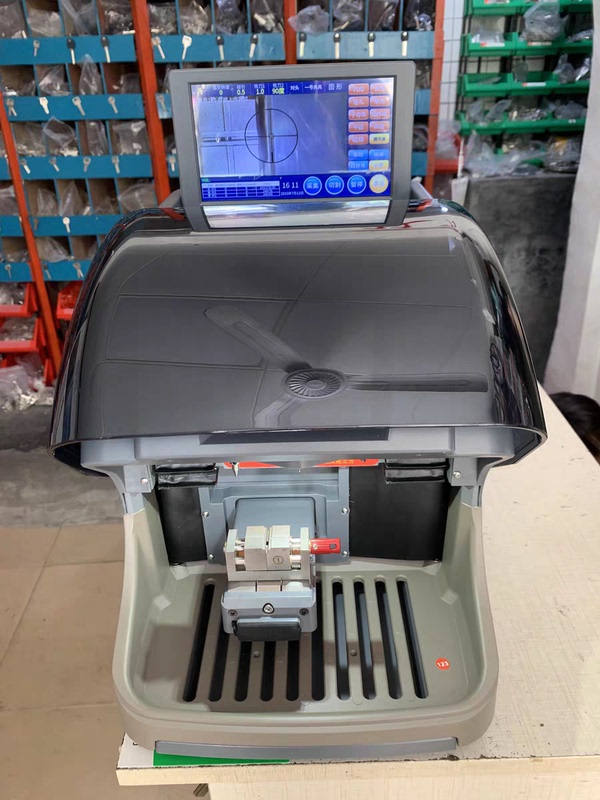 The Third Generation Cnc Key Machine, Fully Automatic Cnc Key Machine for Passenger Cars, Dual-Blade Engraving Cnc Key Machine The Third Generation Cnc Key Machine, Fully Automatic Cnc Key Machine for Passenger Cars, Dual-Blade Engraving Cnc Key Machine
