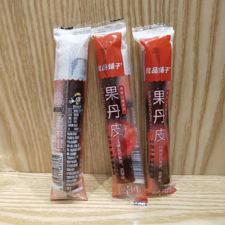 良品铺子VC多酚山楂条益生元莓果混合山楂片解析