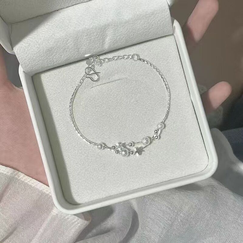 Milk Lust Frosted Star Bracelet in Niche Design, Fashionable Double-Layer Ultra-Thin Bracelet That Does Not Fade, Gift for Students and Girlfriends