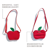 Красные сумки (ни один снимки не опубликованы)