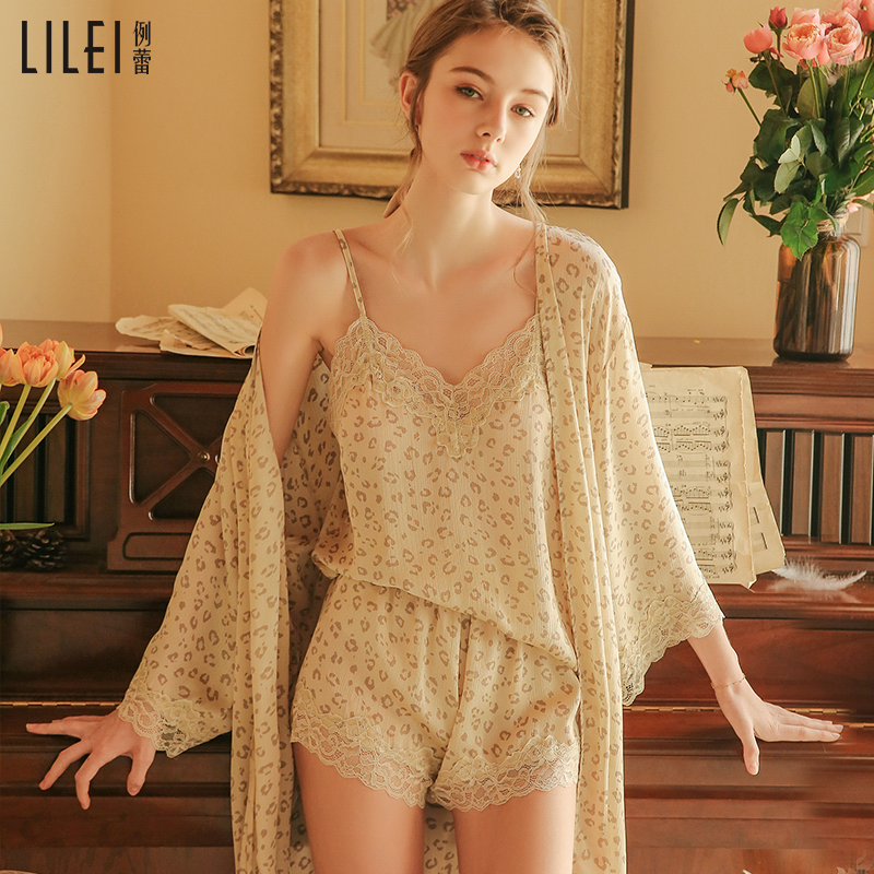 Three-piece pajamas women's spring and autumn style ice silk thin section sexy BAO WEN lace suspenders long-sleeved suit home clothes summer