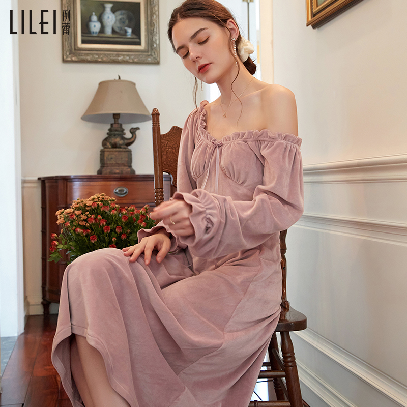 Coral velvet nightdress women's autumn and winter long version 2022 new nightgown spring and autumn palace style sexy long-sleeved pajamas home clothes
