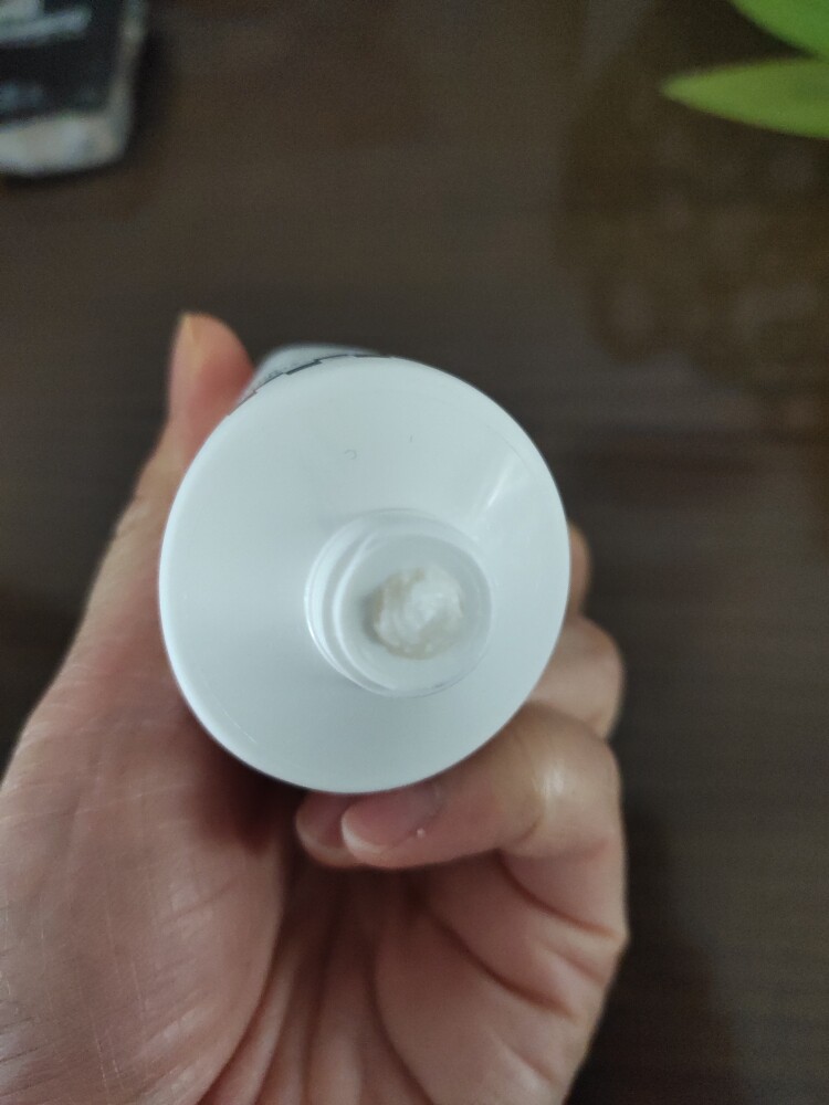 一款预防毛孔被撑大的洗面奶怎么样，它的价格贵不贵_搜券