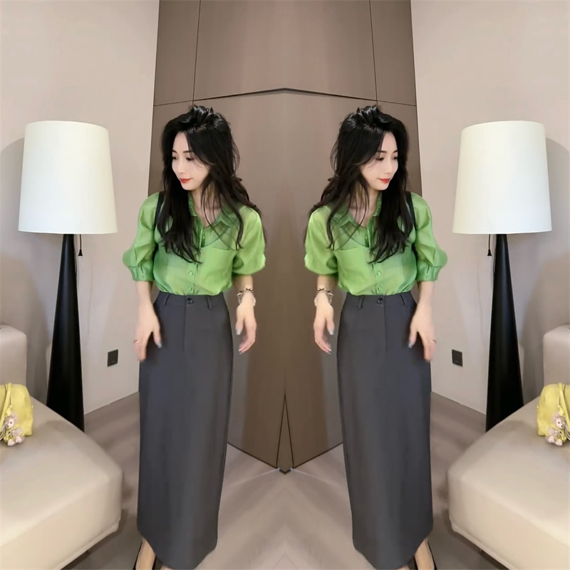 High-End Fashion Women's Clothing 2025 Autumn New Style Lapel Single-Breasted Lightweight Shirt Slit Skirt Suit