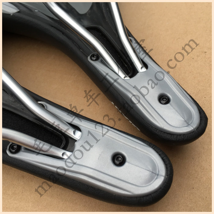 Selle de vélo GIANT  - Ref 2359993 Image 13