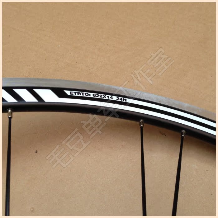 Roues de vélo cyclisme sur route - Ref 2366949 Image 19