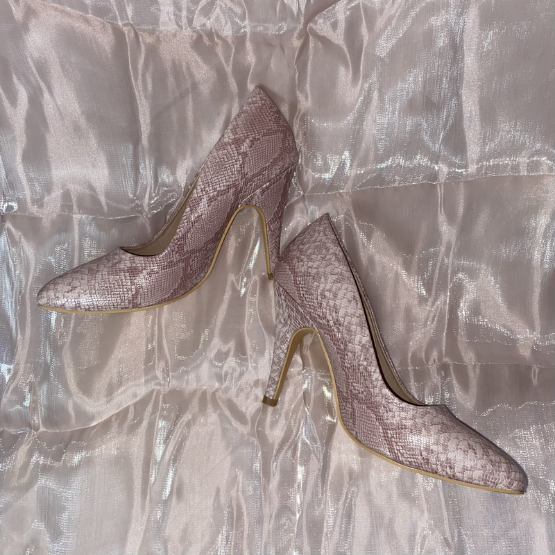 Pump Professional Dance Shoes 《1920S》 Retro Pink Snake Pattern Heels Soft Sole Shallow High Heels Issooa