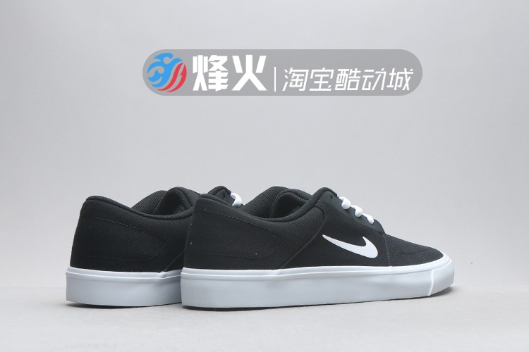 Campfire Sports NIKE SB PORTMORE CNVS Giày thông thường 723874-001 - Dép / giày thường giày thể thao nữ màu đen