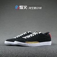 Bonfire Sports NIKE BLAZER THẤP LE Năm của lợn Năm Sơn giày thể thao BV6651-011 - Dép / giày thường thegioigiaythethao