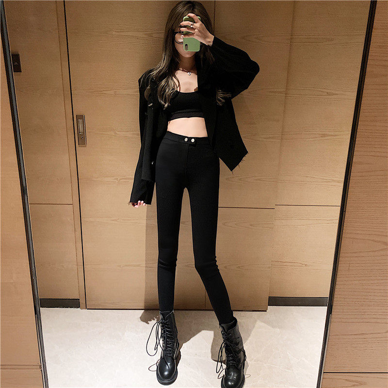 South Korean black magic underpants women wear autumn and winter plus-down high waist thin tights and thick little foot trousers