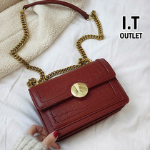 Hong Kong leather fonck2022 new high-quality texture niche design messenger chain red bag women